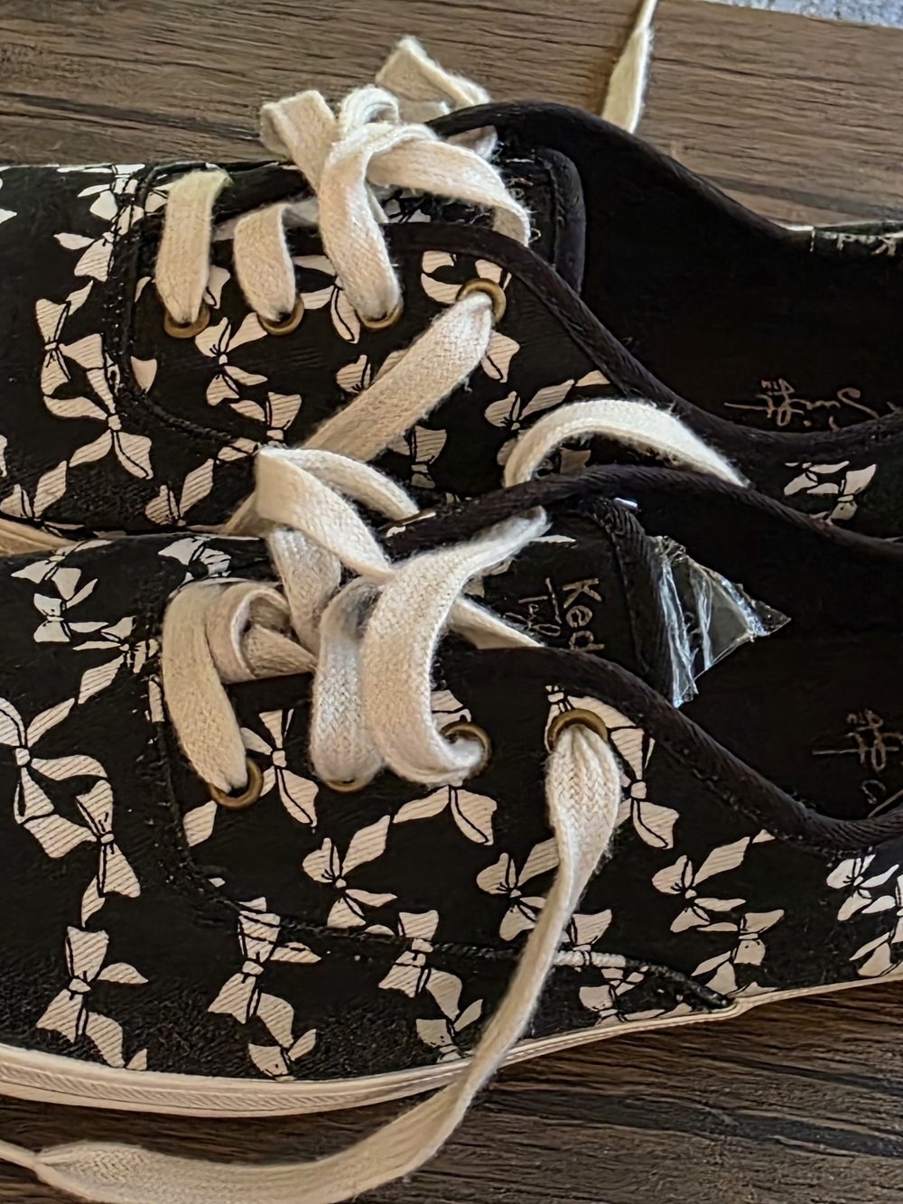 Taylor Swift Keds Black & White  Sneakers with Bow Pattern